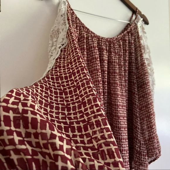 Pattern Cold Shoulder Floral Lace Blouse Size Large Red STYLE T22284RK - Picture 5 of 10